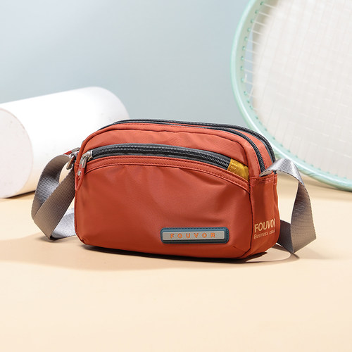 专注尼龙包22年帆布小挎包女