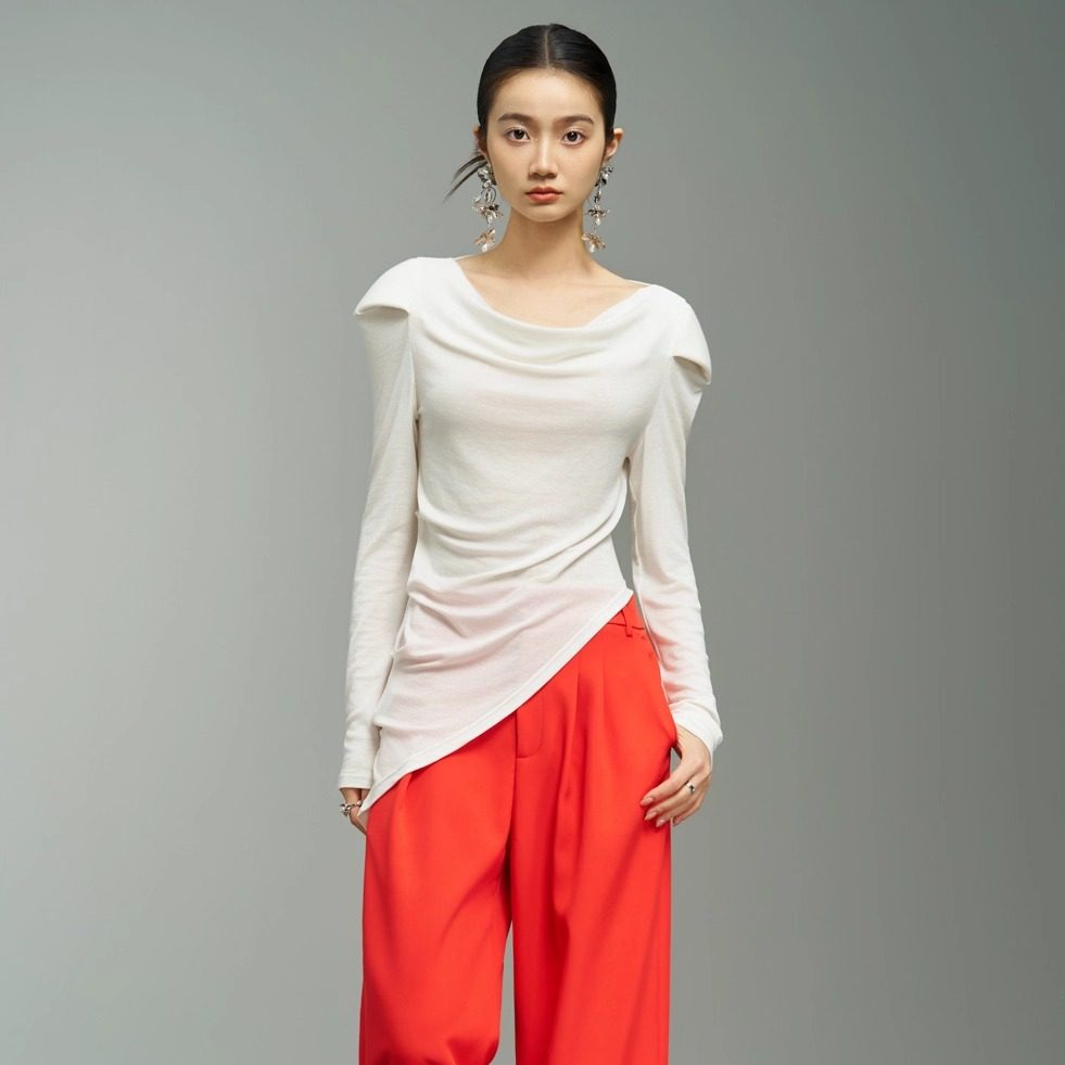 YIJIANGLAN 2025早秋新品不规则修身打底衫长袖T恤设计感8D6097