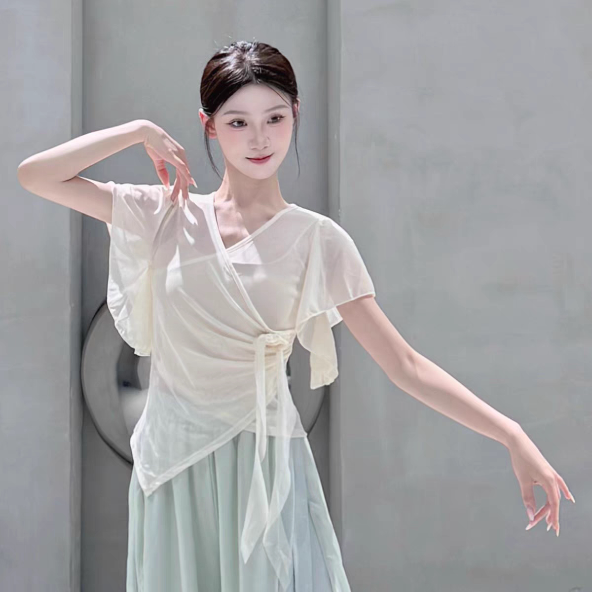 古典舞身韵纱衣女仙气花朵舞蹈网纱上衣形体练功服中国舞演出服装