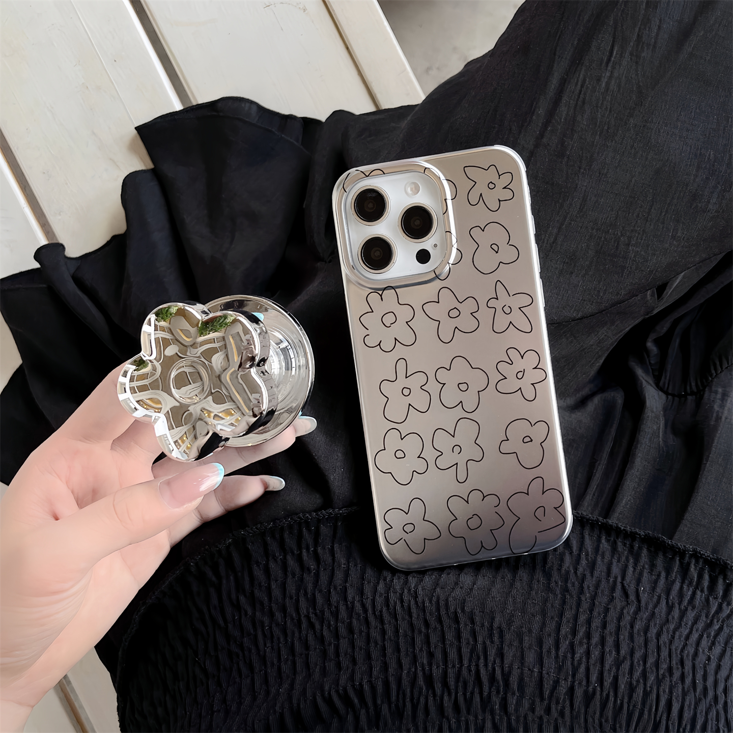 ins电镀花朵磁吸支架适用iphone17ProMax苹果16手机壳14小众高级感15女13