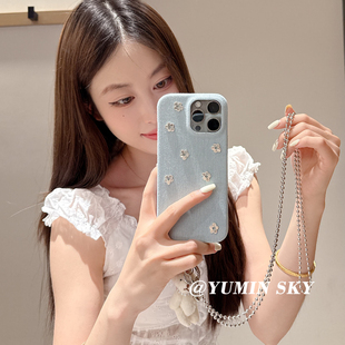 ins蓝色牛仔立体花朵适用iphone17ProMax苹果16手机壳14小熊斜挎长链条15女13