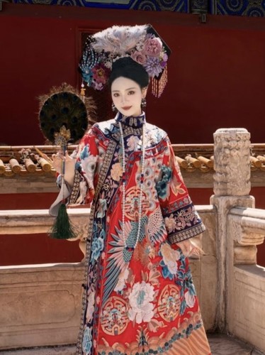 清汉女皇后粉吉服慈禧太后古董衣复刻凤求凰清代服饰旗装贵妃甄嬛