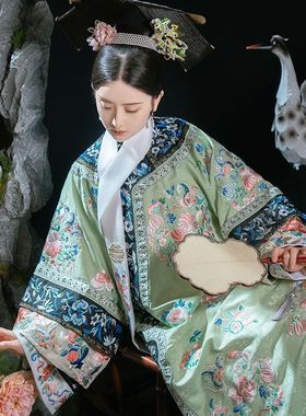 南雅集贵妃清代汉服清朝氅衣旗装旗印花中国风汉服宫廷风连衣裙女