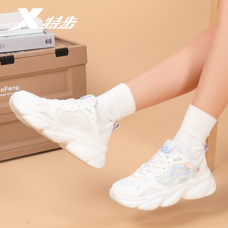 特步透气女系带厚底休闲鞋运动鞋