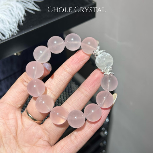 天然粉水晶高冰透桃花手链情侣款