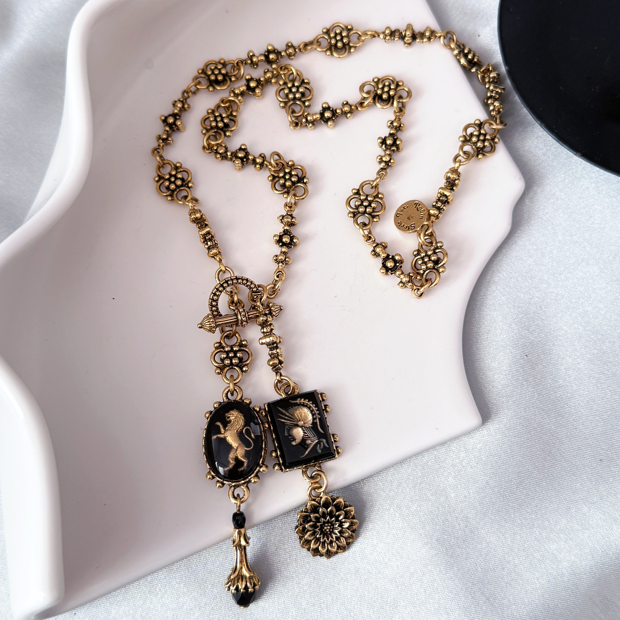 中古RS Robin Steele古典浮雕琉璃项链