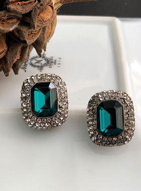 中古Ben*A*mun拜*雅曼满镶切面绿银色耳夹不退不换