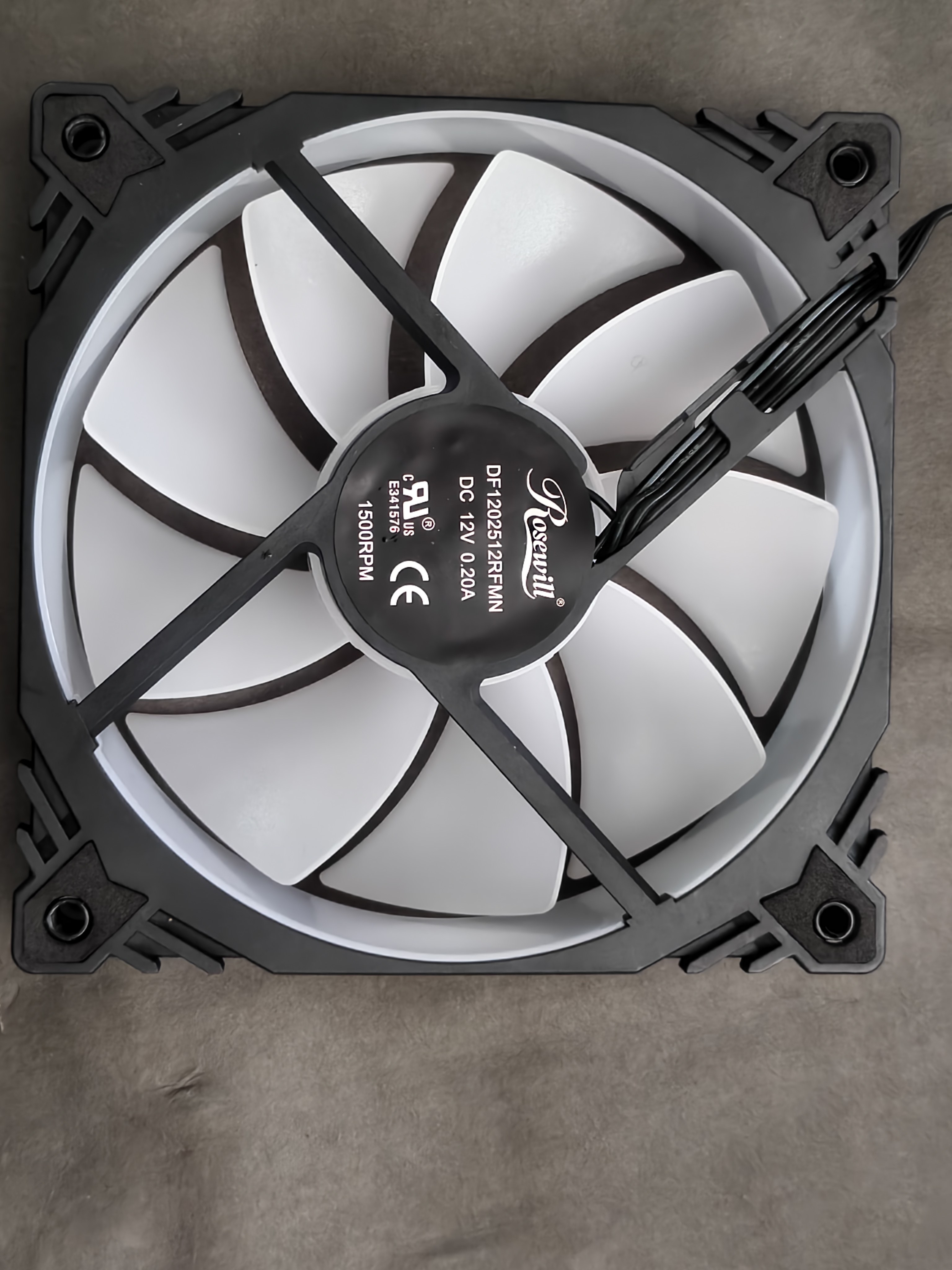 海盗船ROSEWILL 12CM 12V 0.25A机箱风扇魔眼白灯超静音发光风扇