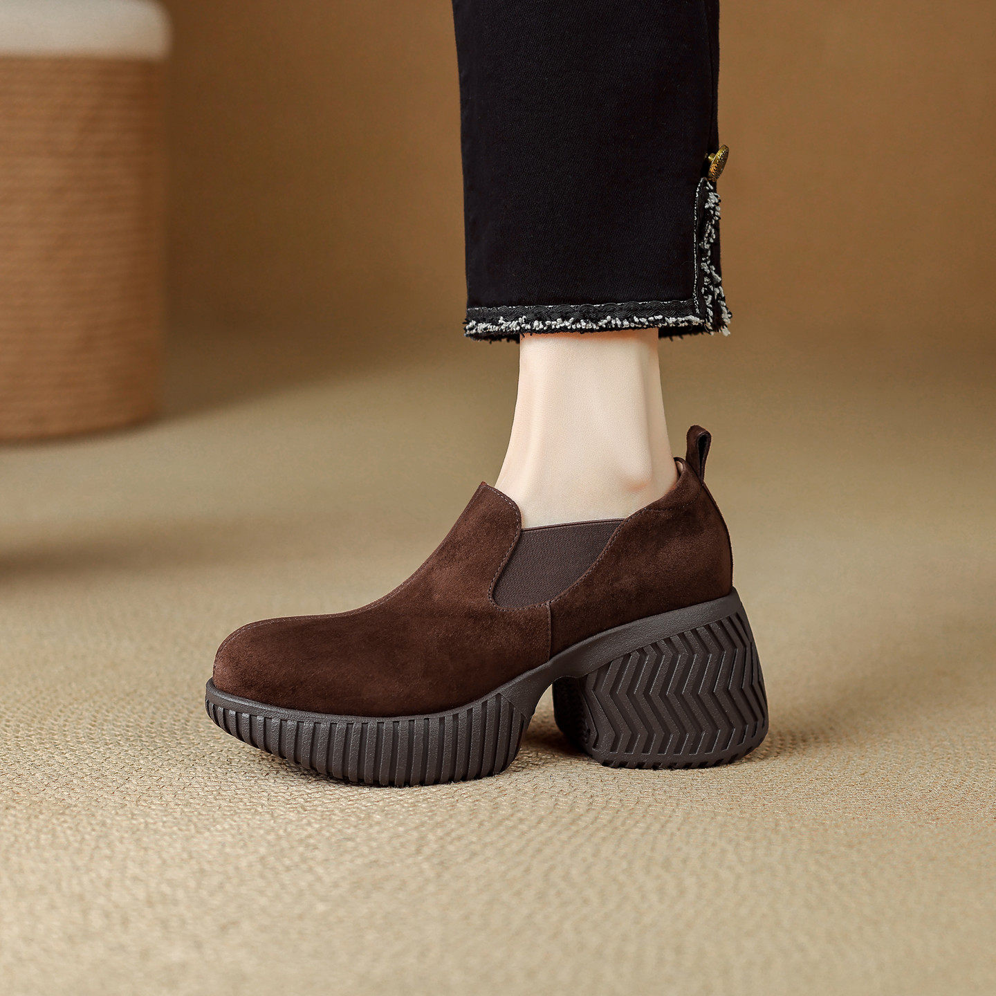 8CM磨砂真皮厚底圆头英伦风小皮鞋女粗跟松糕底复古棕色懒人单鞋