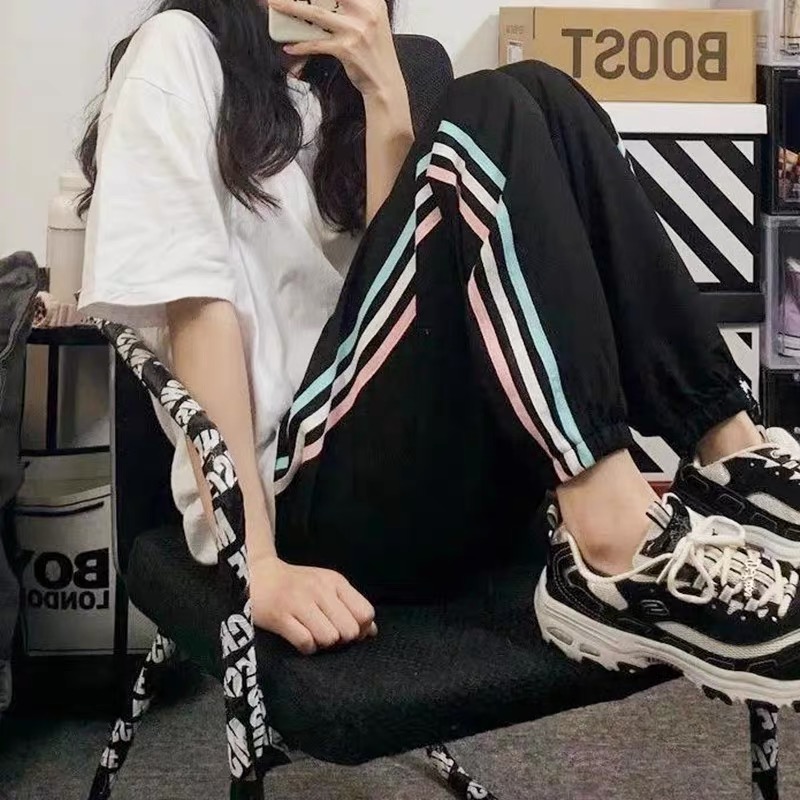 春秋季运动裤女图片