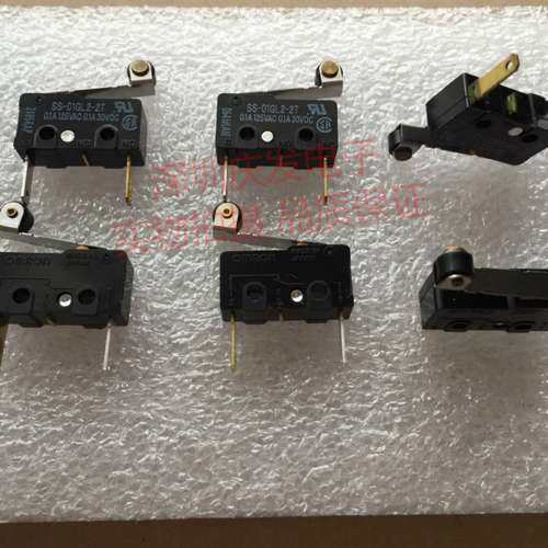日本欧姆龙 OMRON SS-01GL2-2T 微动开关 2脚 带滚轮 原