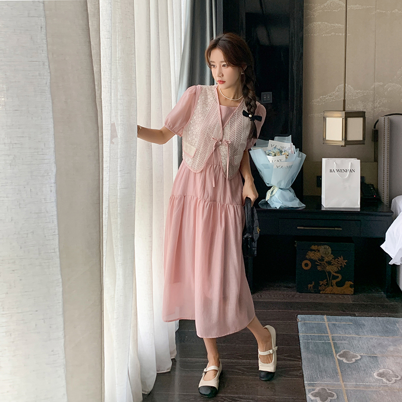 粉色蕾丝提花马甲连衣裙2025夏季新款温柔甜美减龄显瘦连衣裙，女装连衣裙，杭阁服饰