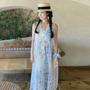 小众设计2025春夏超火多巴胺减龄蕾丝罩衫吊带连衣裙女千金度假裙,女装连衣裙,杭阁服饰