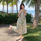 夏日度假风吊带碎花连衣裙女2025新款超火好看高级感减龄收腰长裙，女装连衣裙，杭阁服饰
