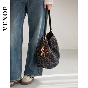 维洛芬 都市游猎 豹纹牛仔水桶包女斜挎高级感小众单肩托特帆布包