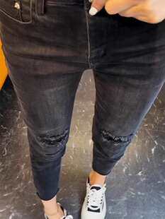 黑色高腰假破洞小脚牛仔裤女春季新款小个子修身显瘦弹力铅笔裤