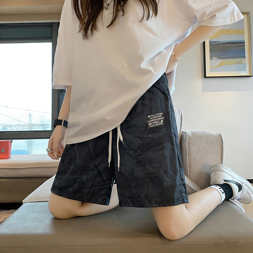 五分运动裤女冰丝夏季薄款休闲裤工装迷彩短裤时尚潮流直筒中裤子