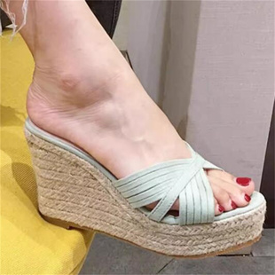 2026夏季新款隐形增高10厘米真皮露趾编织防水台多色坡跟拖鞋A868