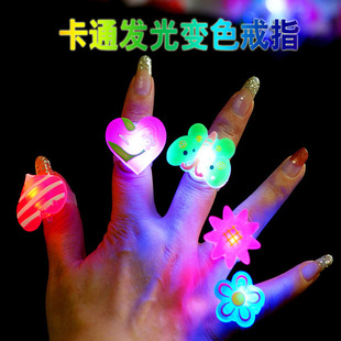 发光戒指ins夜光戒指儿童闪光玩具地摊新款发箍头饰义乌厂家直销