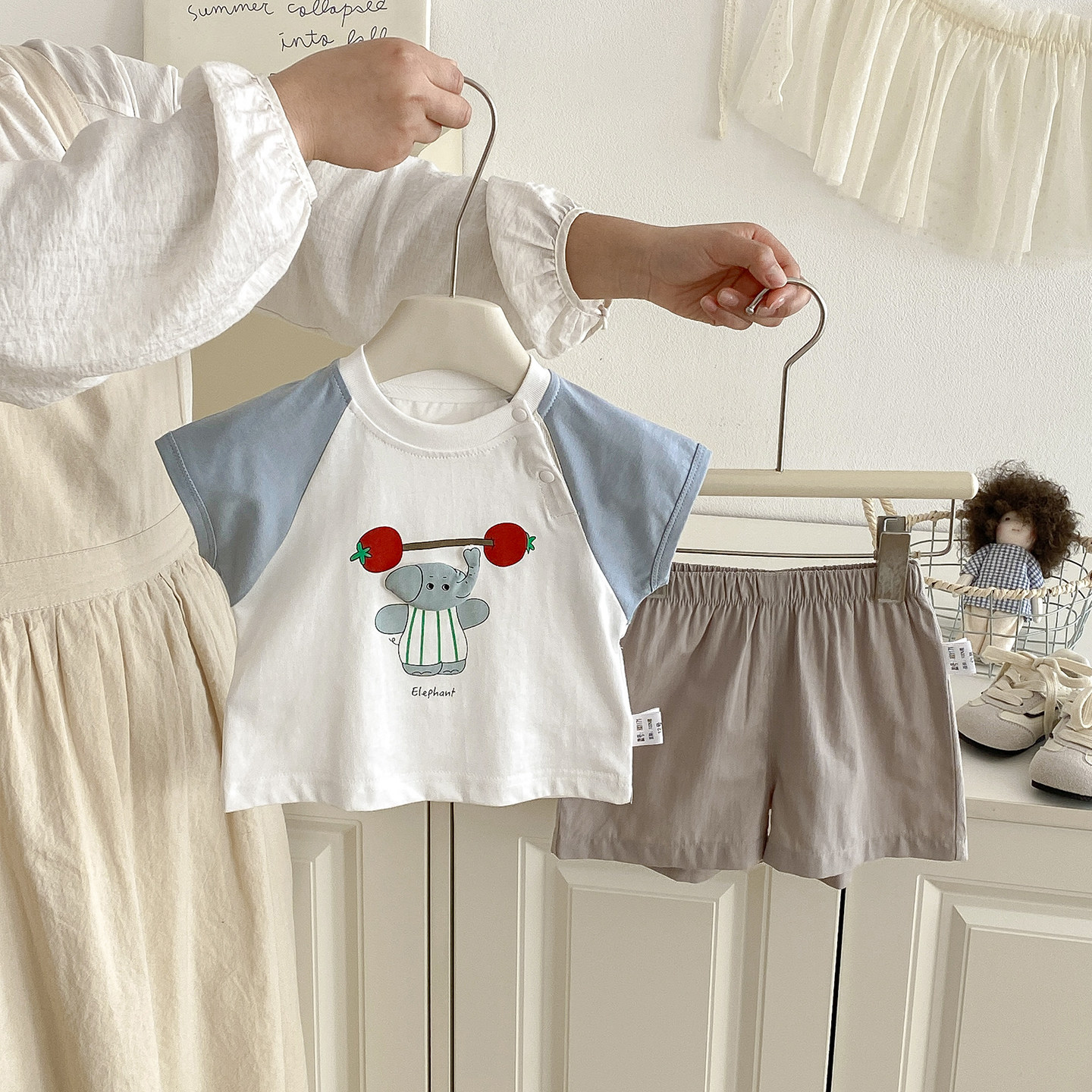 男女宝宝两件套衣服夏季休闲短袖分体套装婴幼童夏装衣服卡通短裤