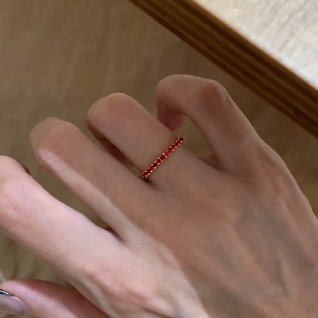 S925纯银极细红宝小排戒戒指