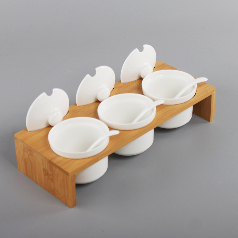 包邮创意盐罐白瓷陶瓷调味调料罐盒辣椒罐日式简约厨房用品三件套|msdalam kategori dapur/memasak Appliances, Alat dapur/Penyimpanan dapur, botol penyimpanan/bekas penyimpanan dapur, botol perasa - dari Buy2taobao.com untuk memberikan perkhidmatan ejen Taobao profesional membeli