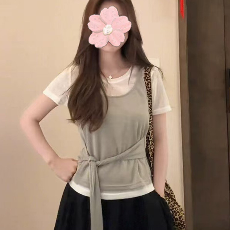 韩系设计感绑带背心短袖T恤女叠穿假两件套时尚百搭显瘦显白上衣