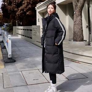 高级感黑色连帽白鸭绒羽绒服女中长款2023新款冬季爆款小香风外套
