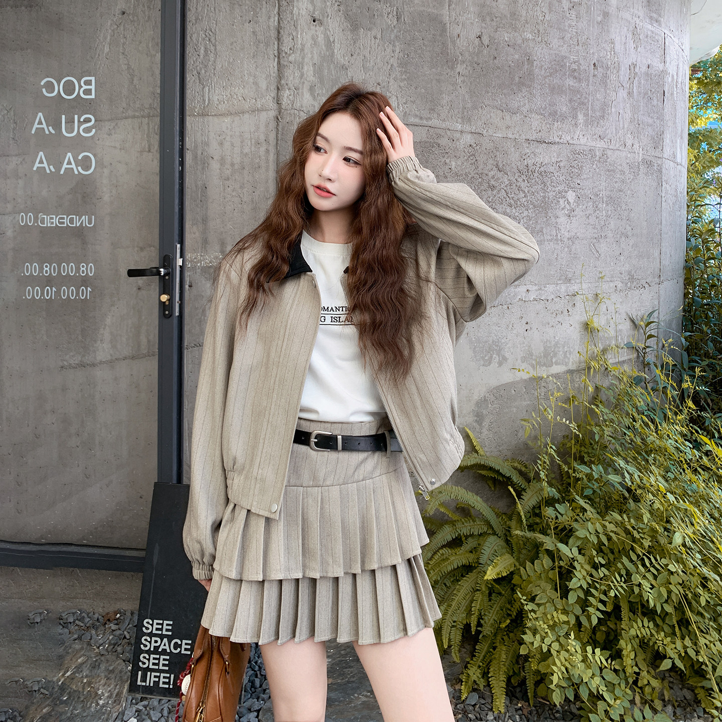 撞色翻领卡其色夹克外套百褶裙套装女2026春新款百搭小个子两件套,女装/女士精品,时尚套装,淘宝优惠券,粉丝福利购,淘宝优惠卷