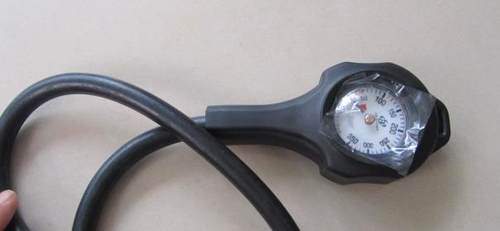 潜水三联表 水肺两连残二联表压力计单表仪表防水气压表 压力表