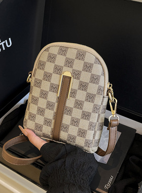 新款女士小方包时尚斜挎包迷你单肩小包手机包大容量女包工厂质量