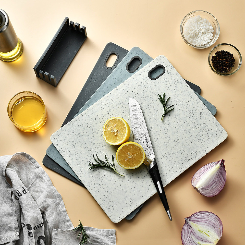 Simple PP plastic chopping board set of three pieces colorfu