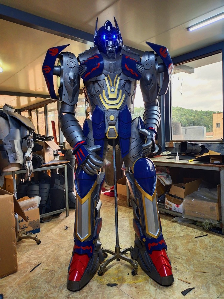 新款真人穿戴变形金刚擎天柱机器人盔甲服装互动暖场人气道具租售