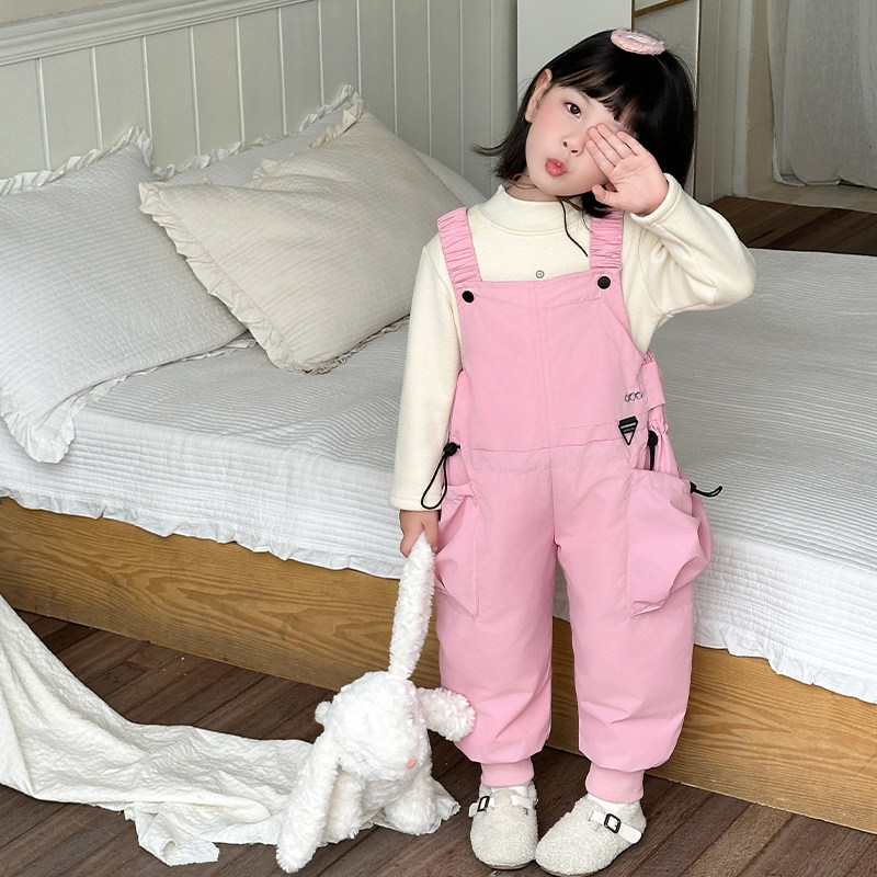 儿童羽绒裤背带裤婴儿冬2025新款女童连身棉裤外穿男宝宝工装裤子