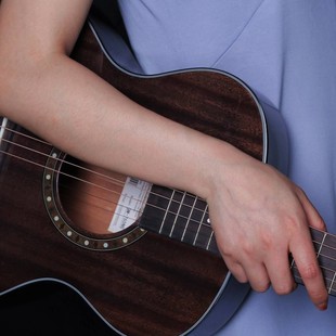 吉他民谣木qm765ng初学者入门练习琴36寸儿童旅行guitar原木