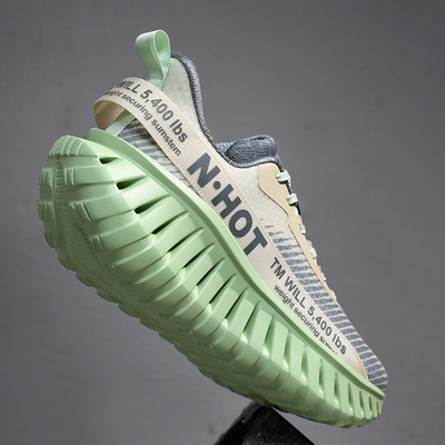 2025新款夏季透气网面跑步鞋