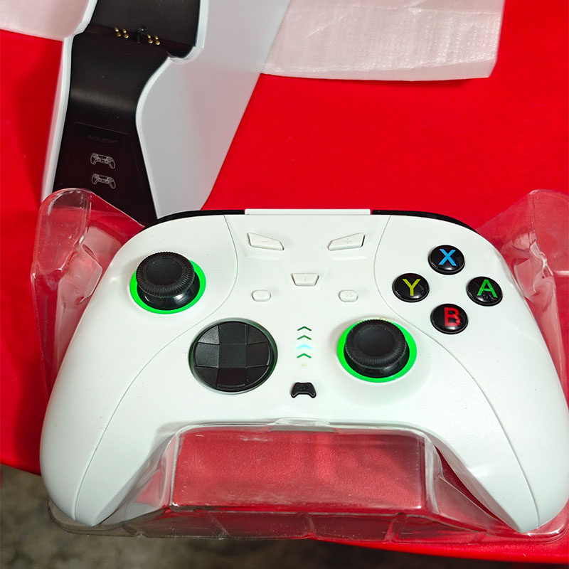 澳加狮NS有线炫光游戏手柄