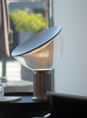 意大利Taccia雷达台灯现代设计师款卧室样板房书房极简氛围感灯具