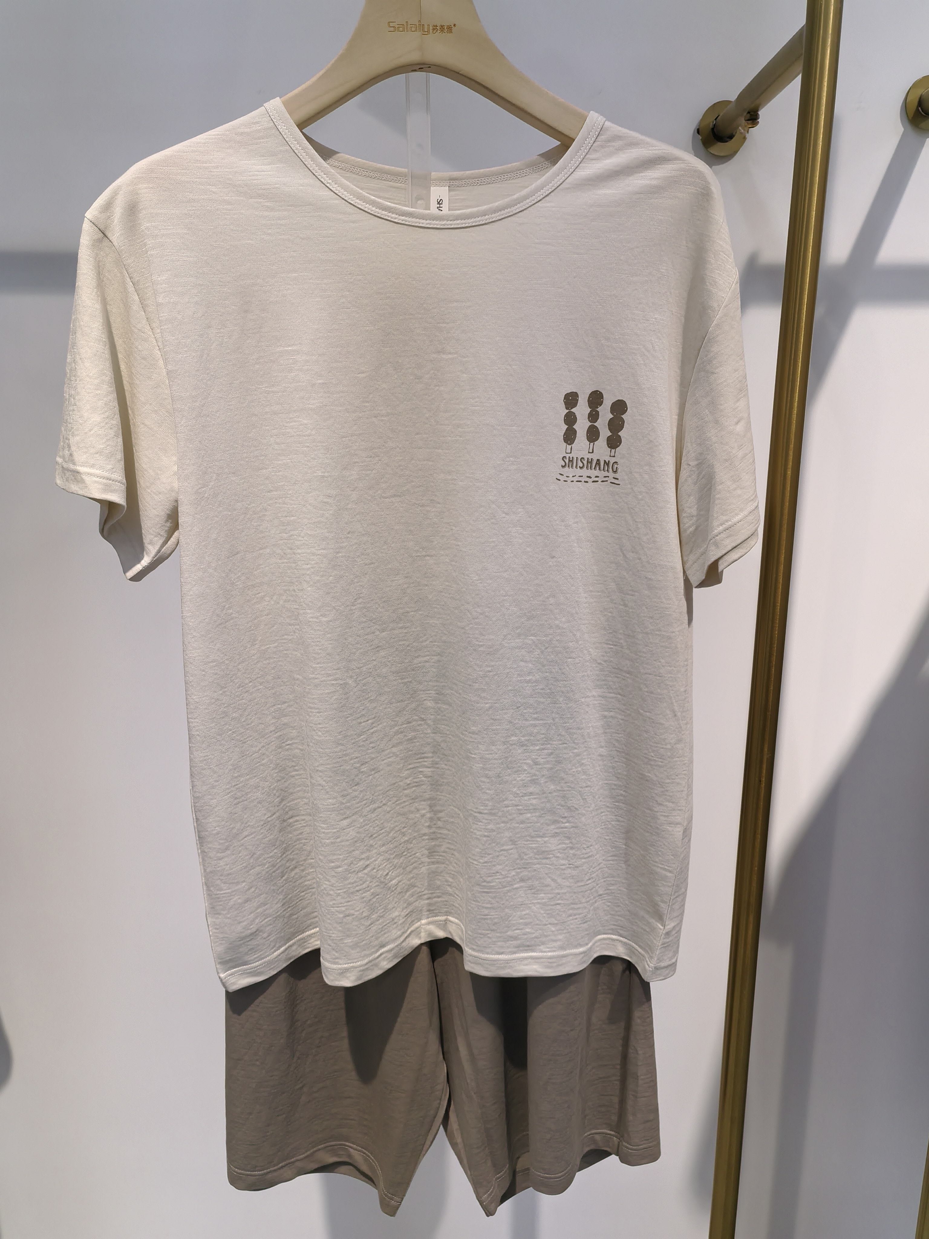 莎倩男款棉麻圆领套头短袖短裤家居服睡衣套960285