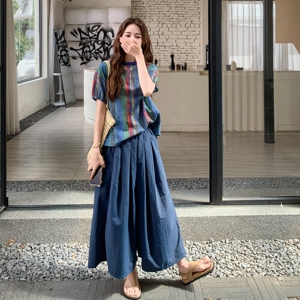 小众不撞款休闲套装女2025初夏穿搭宽松条纹短袖阔腿裤超火两件套图片