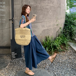 小众不撞款休闲套装女2025初夏穿搭宽松条纹短袖阔腿裤超火两件套图片