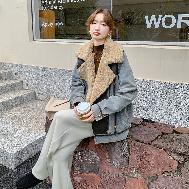 设计感PU皮拼接牛仔派克服女冬季加绒加厚皮毛一体机车羊羔毛外套,女装派克服,2C196