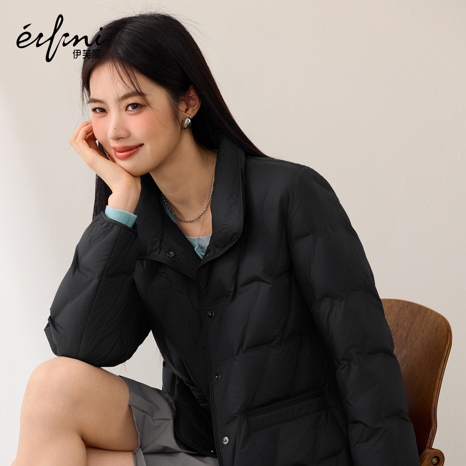 伊芙丽90白鸭绒简约衬衫式廓形设计轻薄夹克羽绒服2025冬新款