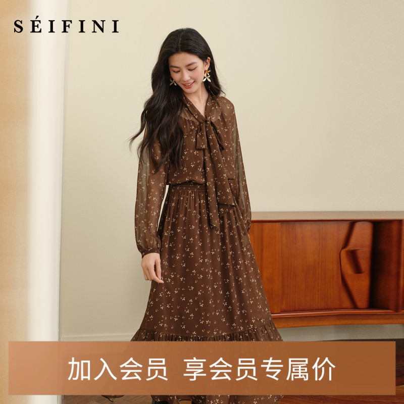 诗凡黎复古温柔飘带领碎花连衣裙2025秋新款假两件法式荷叶边长裙