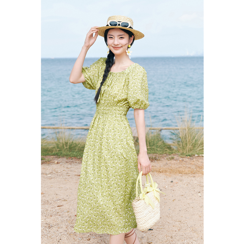 诗凡黎连衣裙泡泡袖方领碎花裙子女2024夏新款泡泡袖复古气质