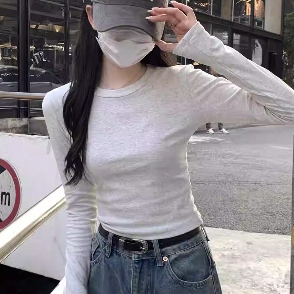春秋季纯棉灰白色圆领长袖内搭