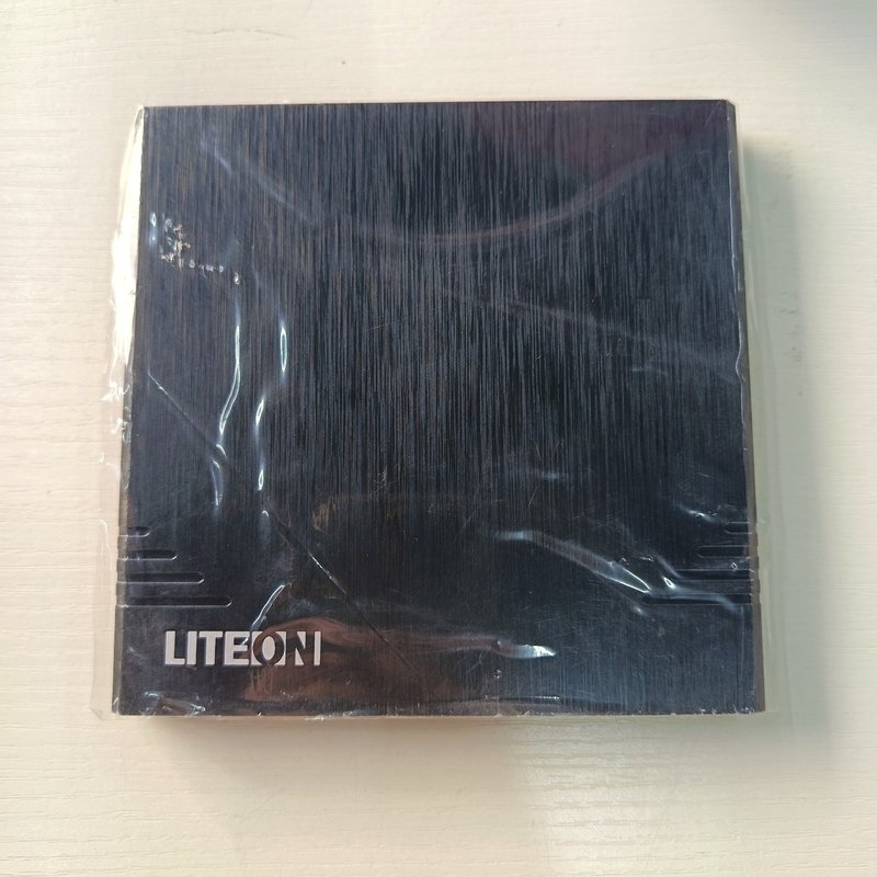 建兴LITEON外置光驱eBAU108-17，没有包装实物图--议价商品图片
