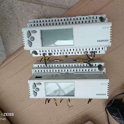 西门子控制器RLU232和RLU236，拆机品，实物拍摄。机--议价商品