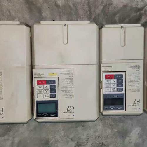 安川变频器G7和F7,成色如图还可以，测试正常，F7的3.7--议价商品