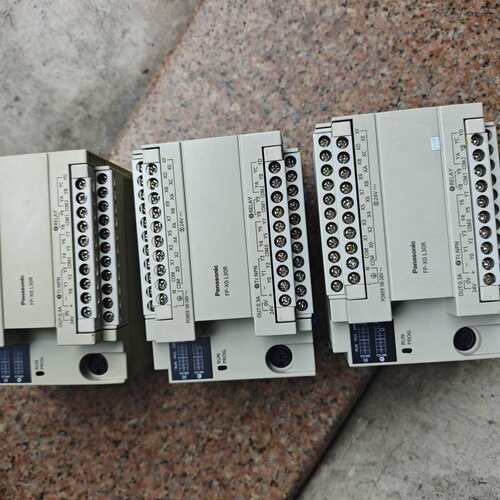 松下PLC FP-X0 L30R 拆机品--议价商品